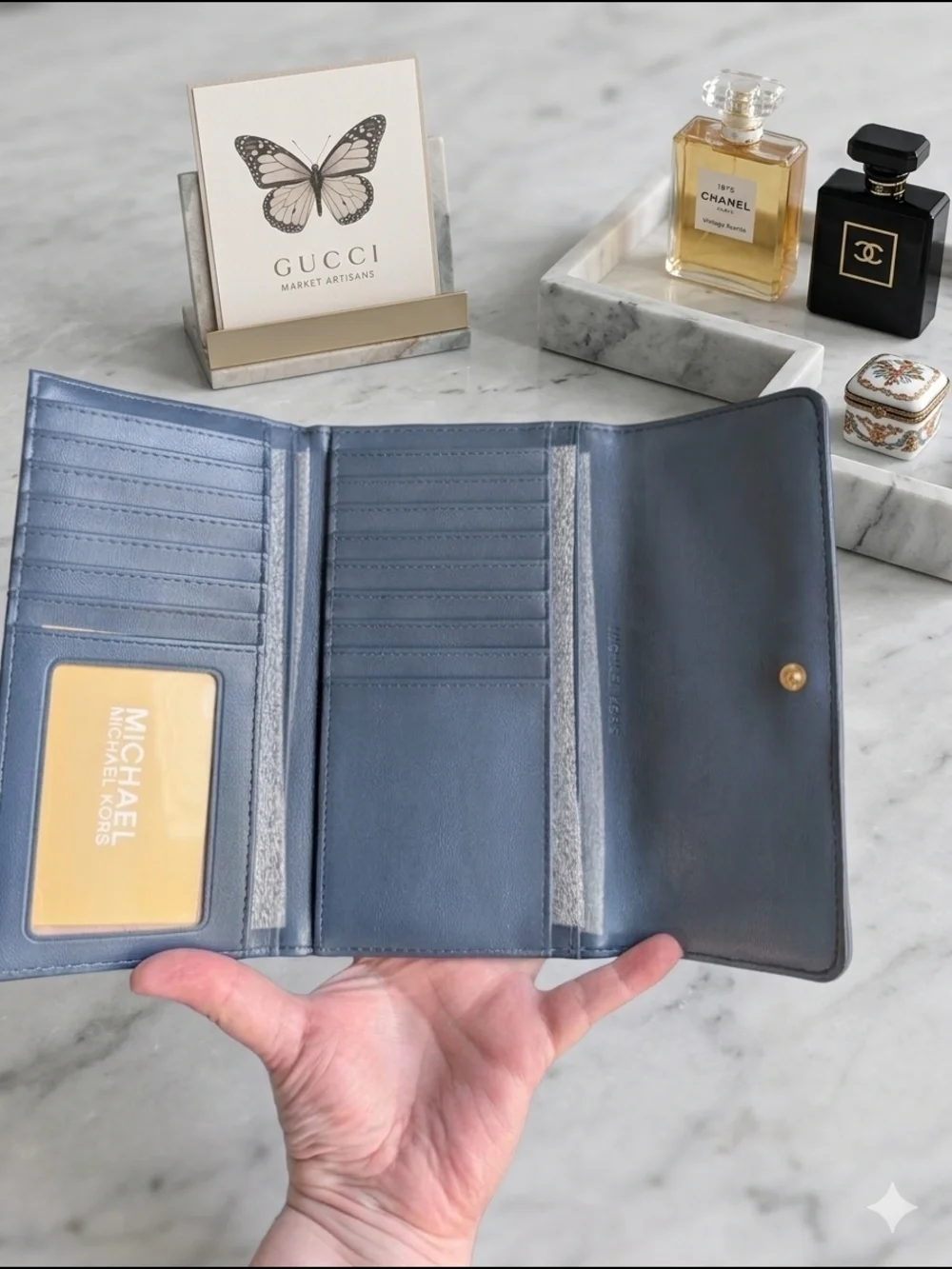 Michael Kors Jet Set Travel Large Trifold Wallet - Navy (NWT)